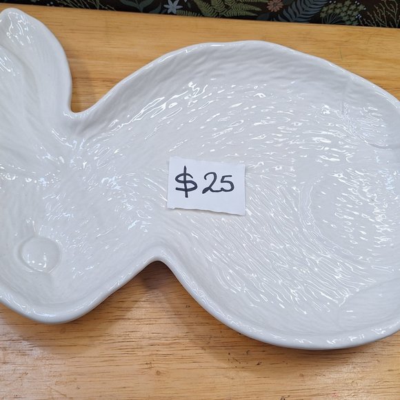 16" x 10" Stoneware Bunny Serving Platter White cream- Threshold™ - Picture 2 of 6